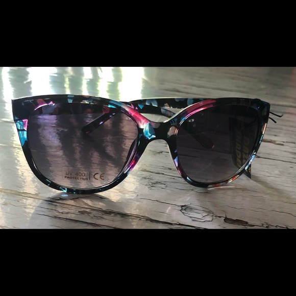 Dazey Shades | Accessories | Ladies Sunglasses | Poshmark
